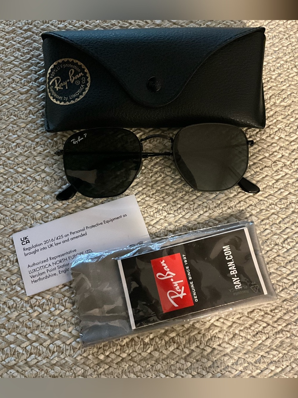 Ray-Ban  Black Polarized Hexagonal Sunglasses
RB 3548-N 002/58